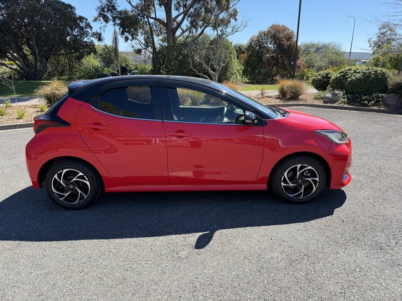 2020 Toyota Yaris 1.5 Hybrid Z, photo 3