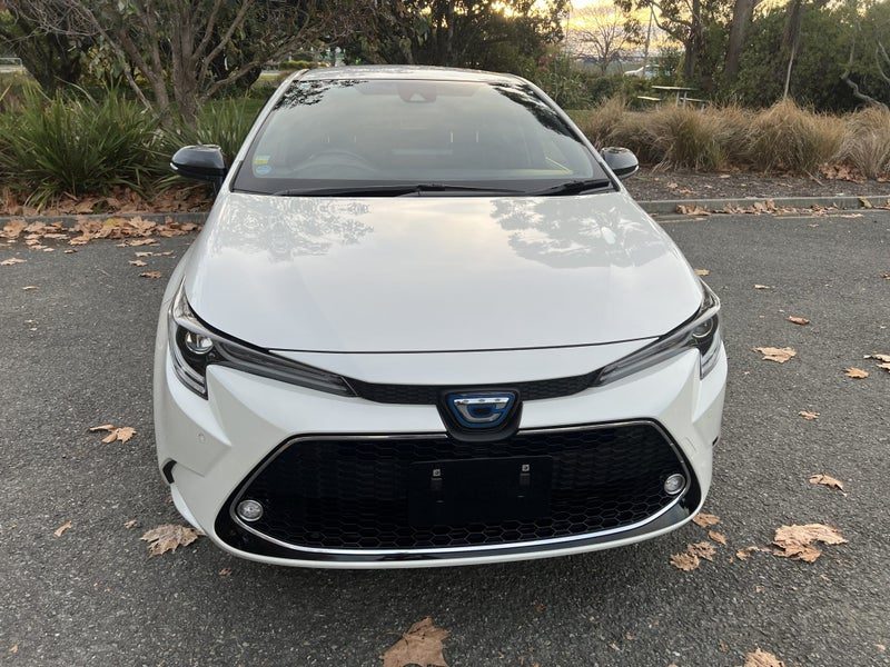 2020 Toyota Corolla Touring 1.8 Hybrid Wagon, photo 3