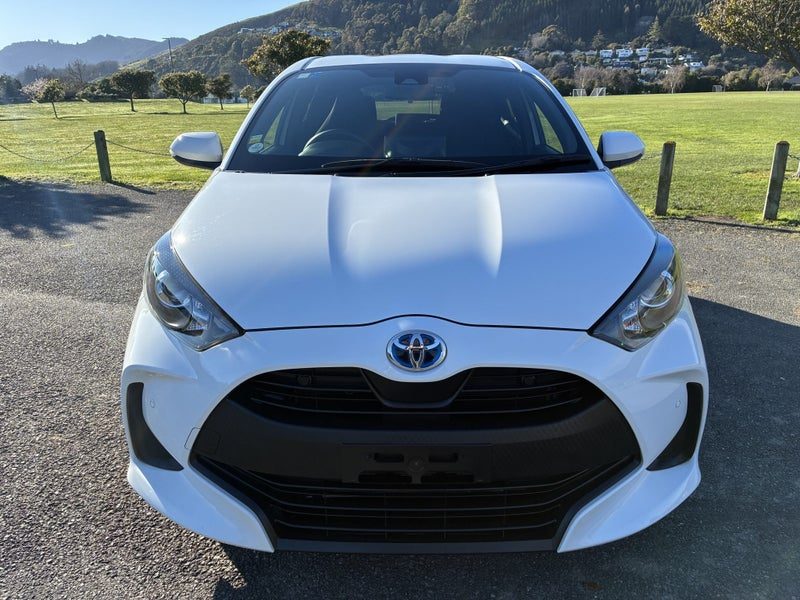 2021 Toyota Yaris 1.5 Hybrid, photo 2