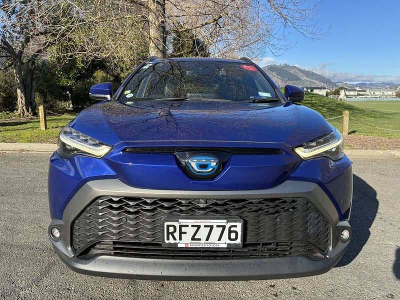 2022 Toyota Corolla Cross 1.8 Hybrid Z 4WD, photo 2