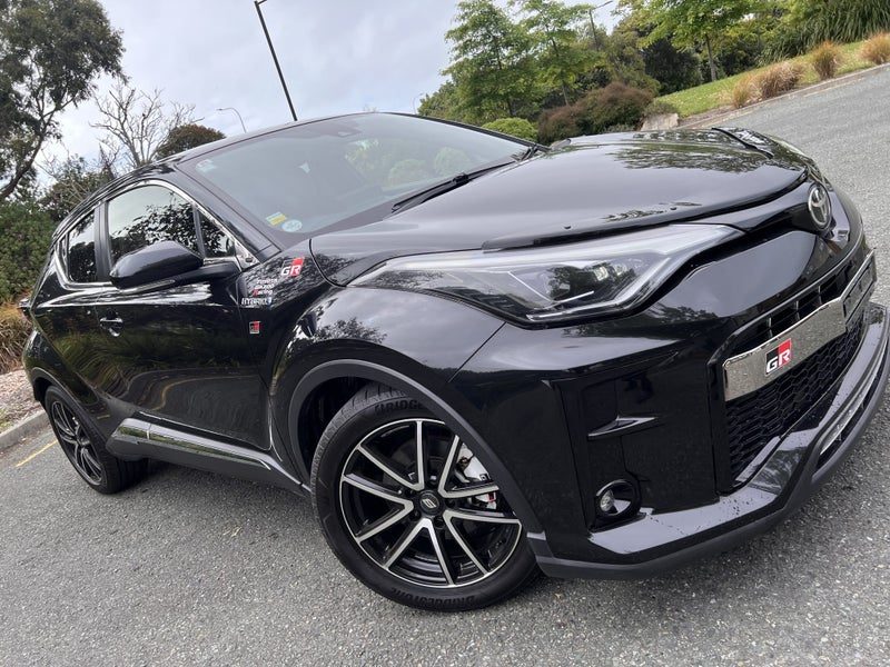 2020 Toyota C-HR 1.8 Hybrid GR Sport, photo 2