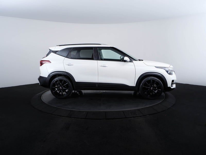 2021 Kia Seltos LX+, photo 2