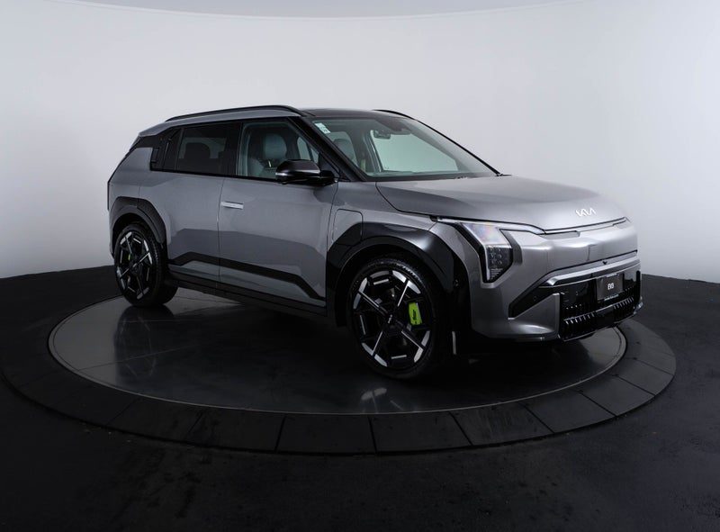 2026 Kia EV3 GT AWD LR, main photo