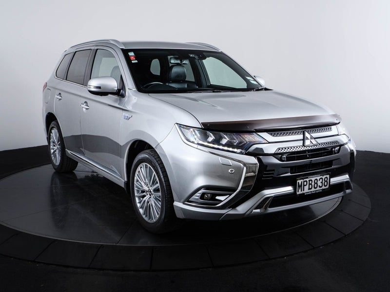 2019 Mitsubishi Outlander PHEV VRX 2.0 lt