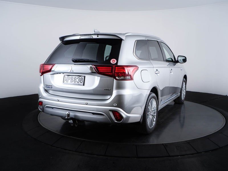 2019 Mitsubishi Outlander PHEV VRX 2.0 lt, photo 3