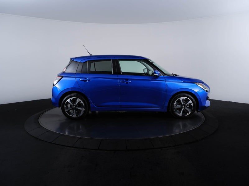 2025 Suzuki Swift RSC Hybrid, photo 2