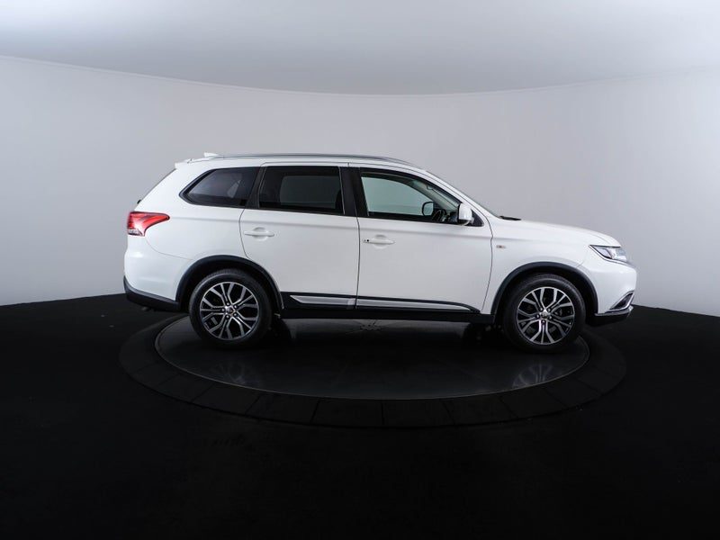 2018 Mitsubishi Outlander LS 2.4 petrol Awd, photo 2