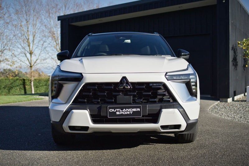 2026 Mitsubishi Outlander SPORT VRX, photo 3