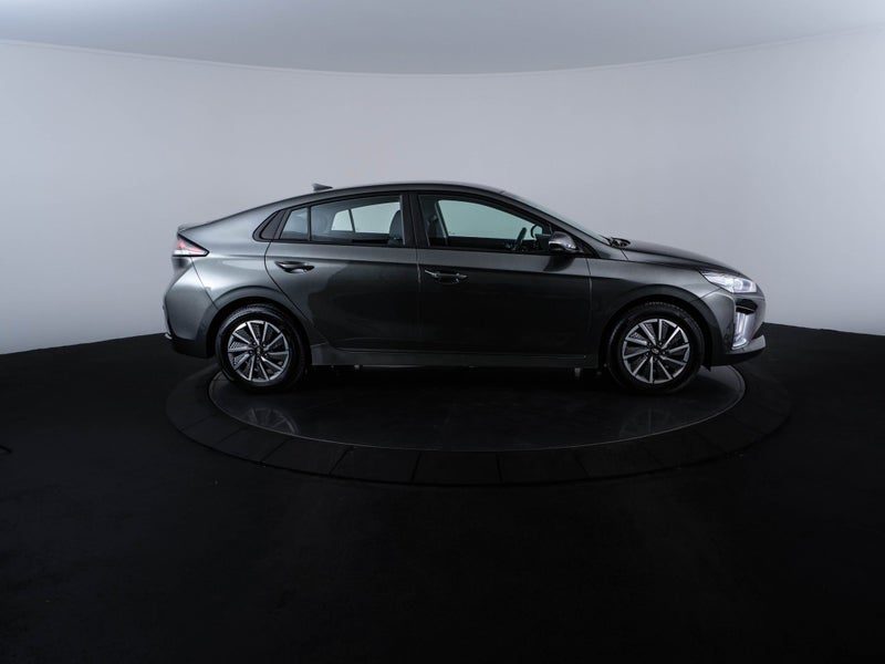2023 Hyundai IONIQ 100KW EV, photo 2