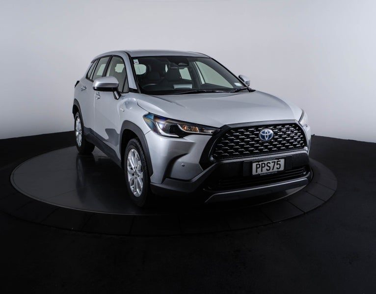 2022 Toyota Corolla Cross GX Hybrid, main photo