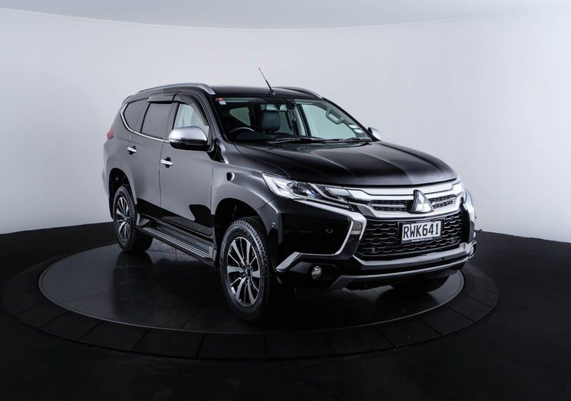 2019 Mitsubishi Pajero Sport VRX 4x4