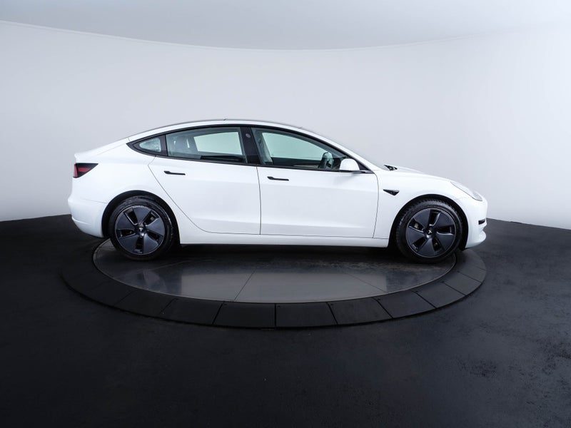 2022 Tesla Model 3 RWD, photo 2