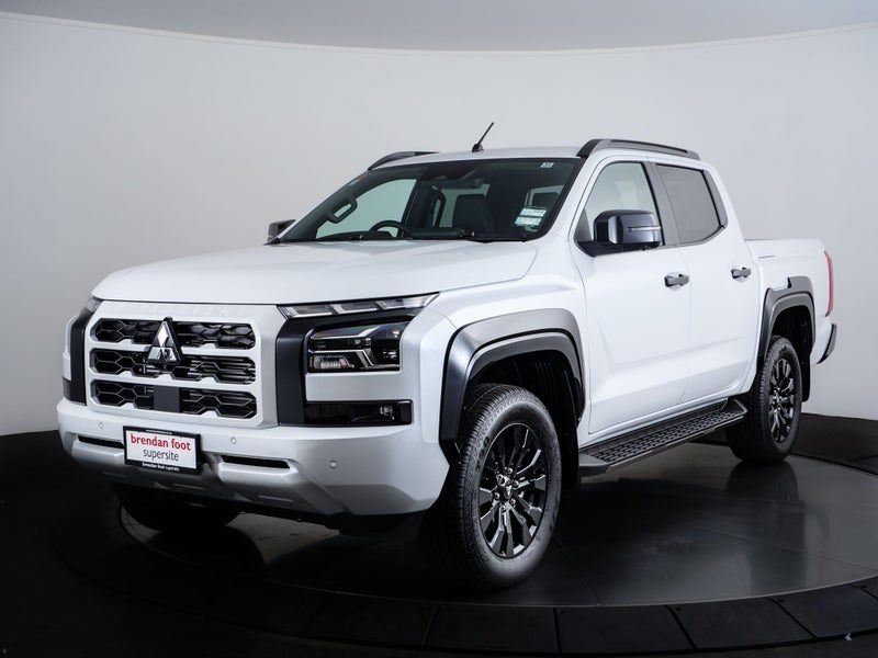 2026 Mitsubishi Triton DC WS 2.4D VRX 4WD 6AT, photo 3