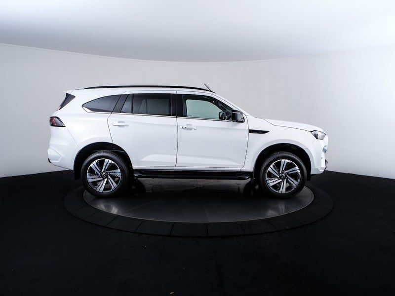 2026 Isuzu MU-X MUX LS-T 3.0 AT, photo 2