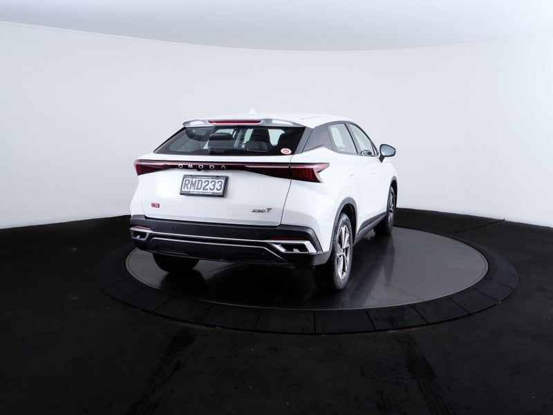 2025 Omoda C5 BX 1.5T 2WD, photo 3