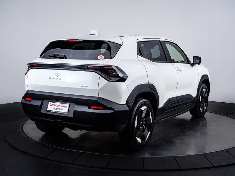 2026 Suzuki e Vitara EV 5dr JLX AWD, photo 3