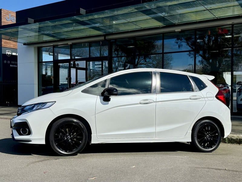 2018 Honda Jazz RS, photo 3