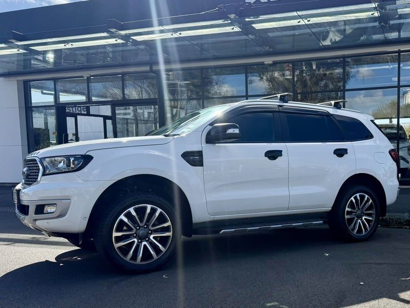 2022 Ford Everest TITANIUM, photo 3