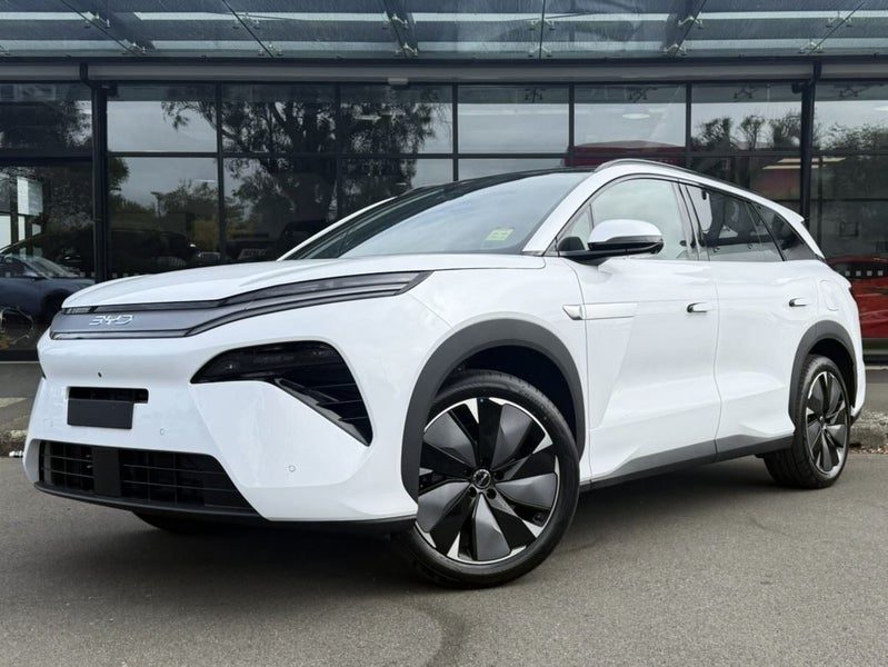 2026 BYD Sealion 8 DM-p Premium AWD, main photo