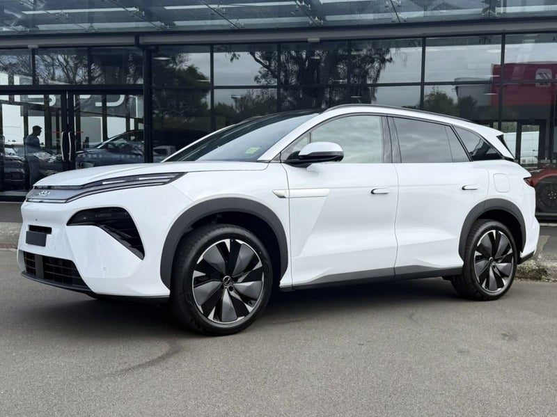 2026 BYD Sealion 8 DM-p Premium AWD, photo 3