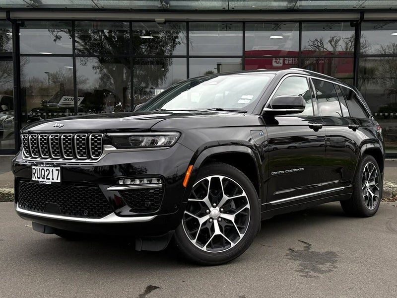 2025 Jeep Grand Cherokee Summit PHEV 5 Seat