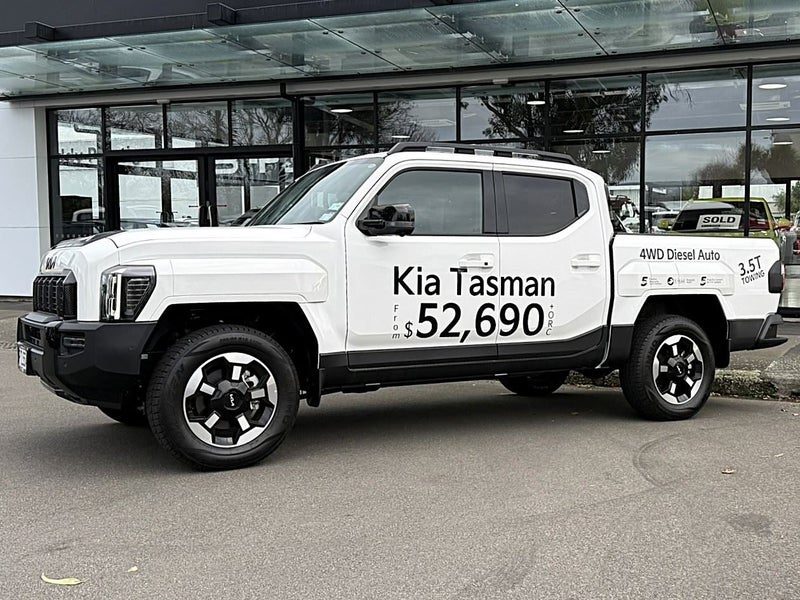 2026 Kia Tasman X-LINE 4WD Wellside, photo 3