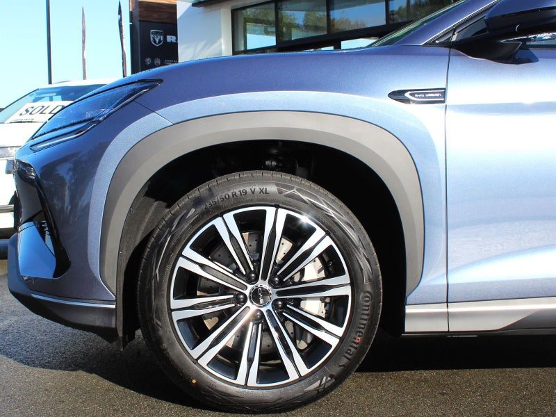 2026 BYD Sealion 7 Premium 2WD SUV, photo 2
