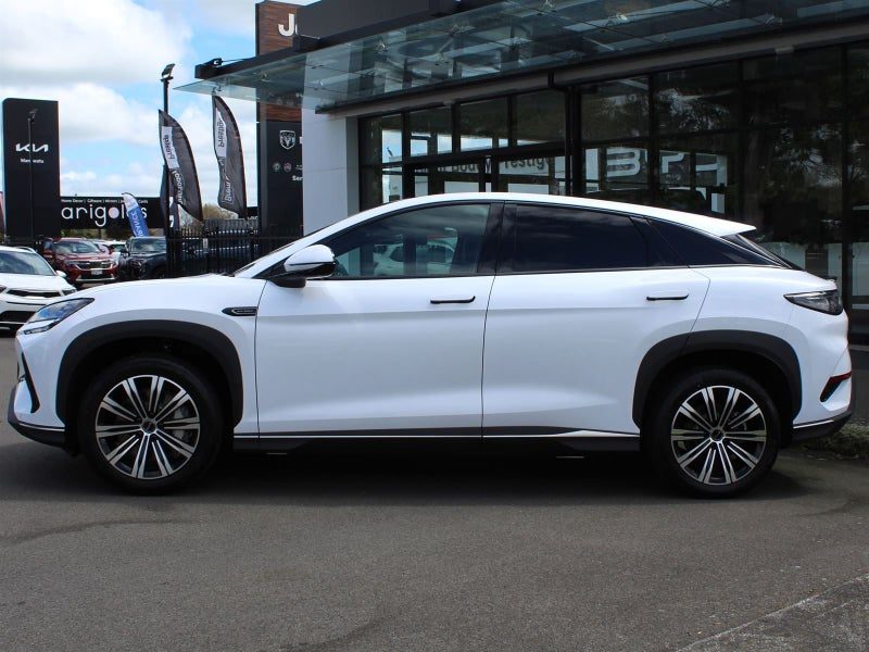 2026 BYD Sealion 7 Premium 2WD SUV, photo 3