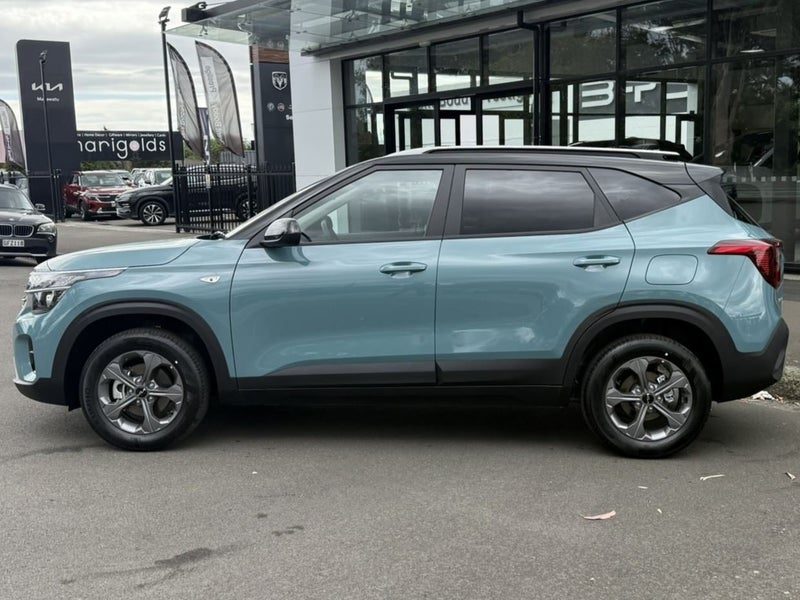 2025 Kia Seltos LX, photo 3
