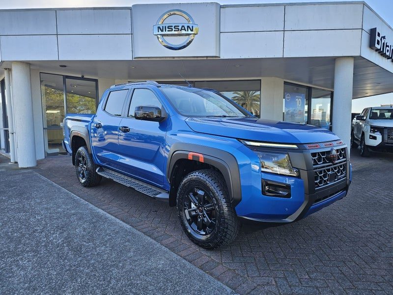 2026 Nissan Navara P4x, main photo