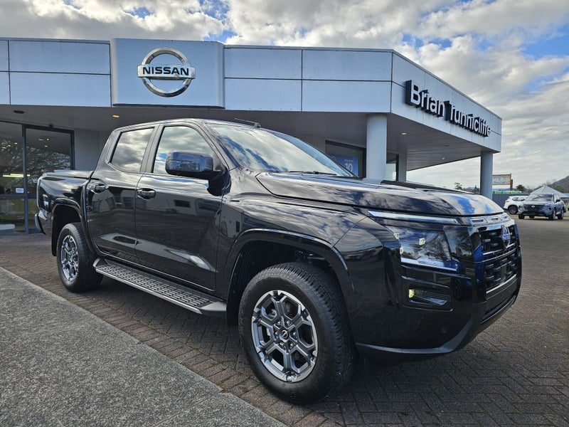 2026 Nissan Navara ST-X 4WD/4x4 Auto, main photo