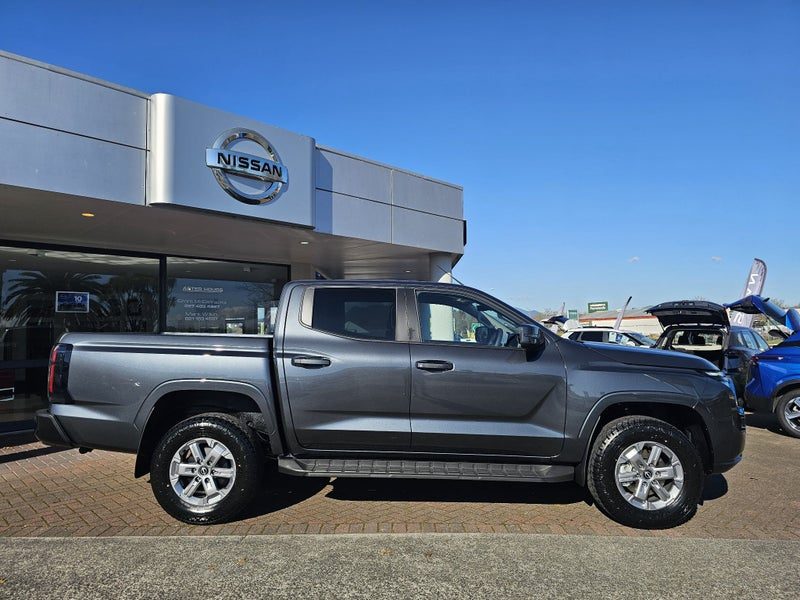 2026 Nissan Navara ST 4WD, photo 2