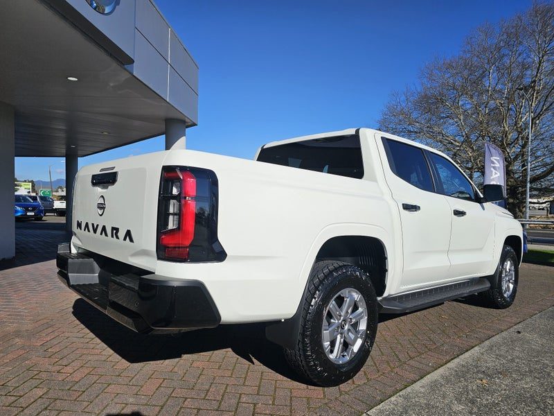 2026 Nissan Navara ST 4WD, photo 3