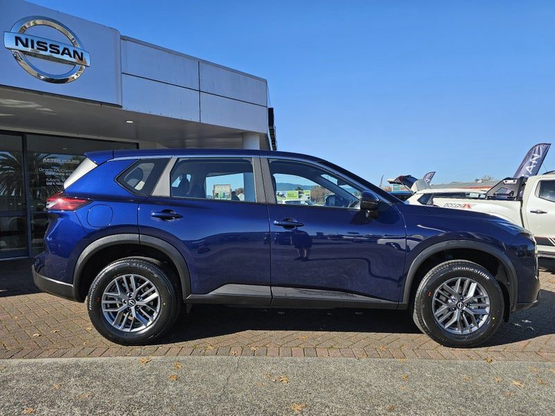 2026 Nissan X-Trail ST 2WD 5 Seater, photo 2