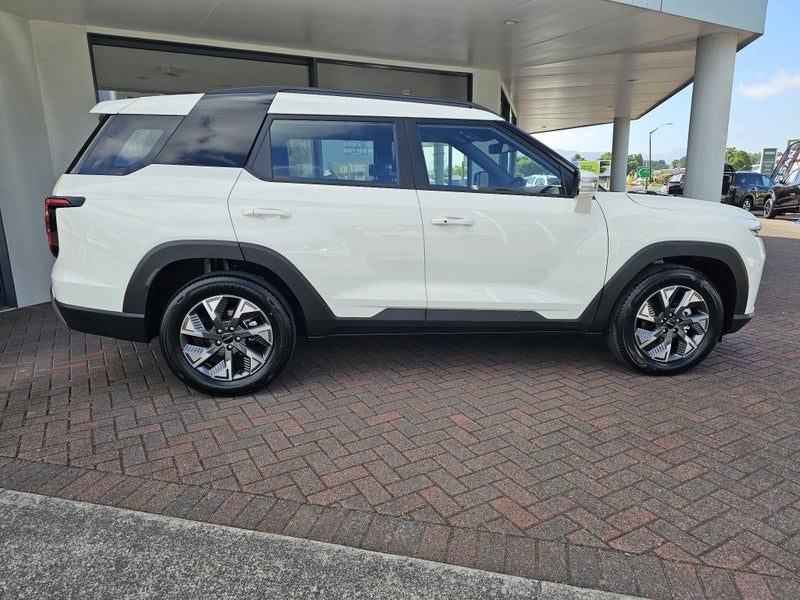2026 KGM Torres Hybrid Ultimate, photo 2