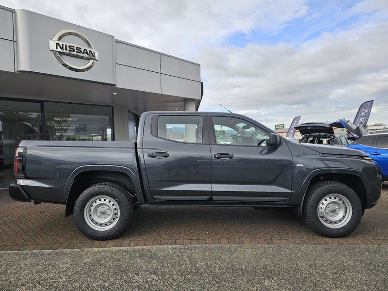 2026 Nissan Navara SL 4X4 'Available to order', photo 2
