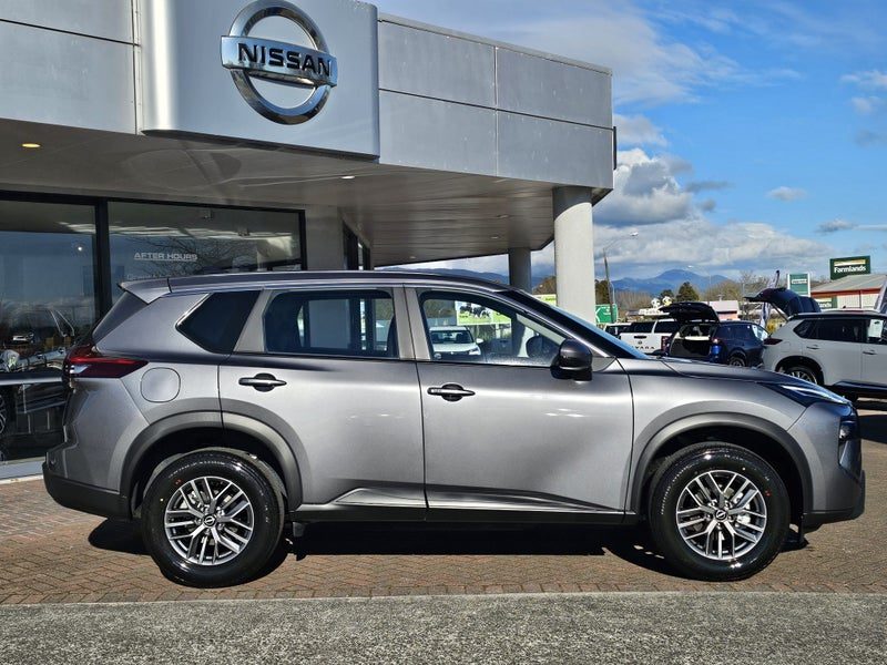2026 Nissan X-Trail ST 2WD 5 Seater, photo 2