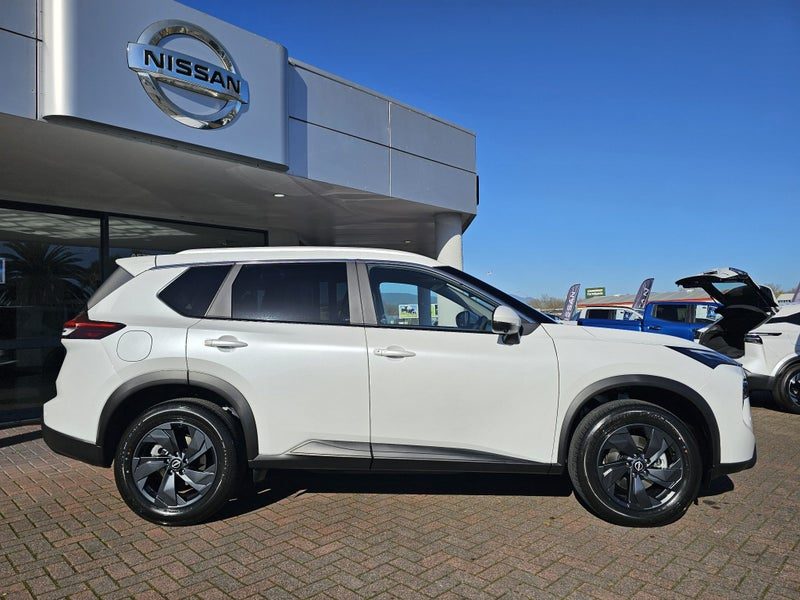 2026 Nissan X-Trail ST-L 4WD 7 Seater, photo 2