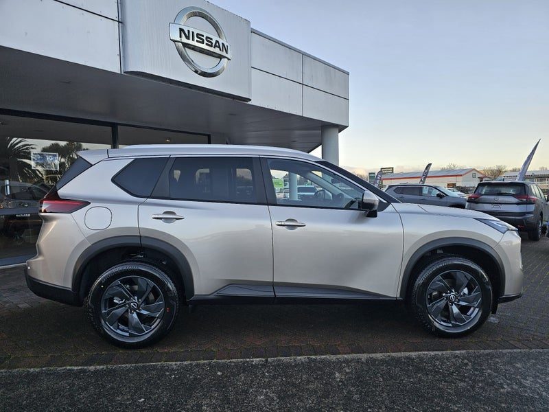 2026 Nissan X-Trail ST-L 2WD 5 Seater, photo 2