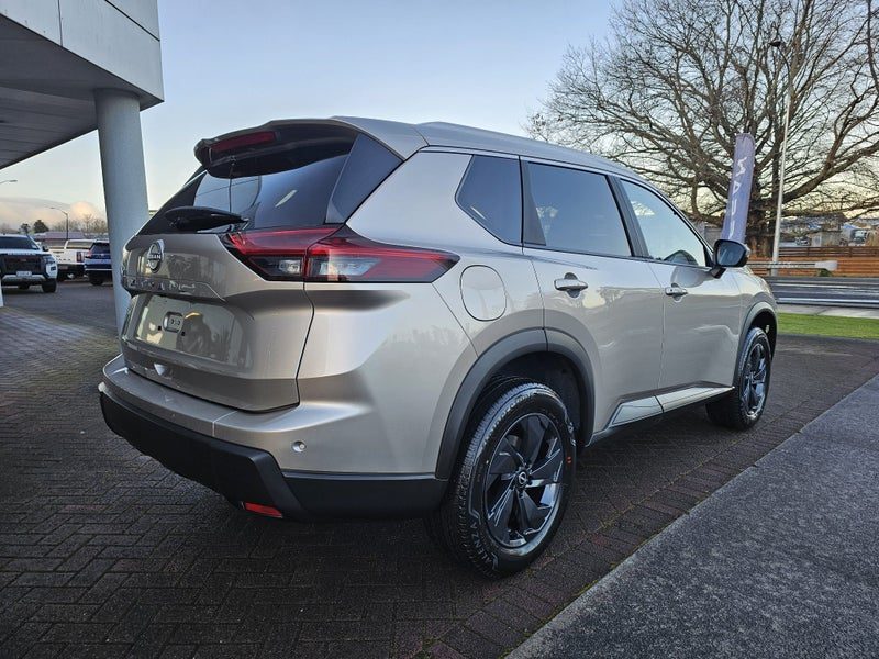 2026 Nissan X-Trail ST-L 2WD 5 Seater, photo 3