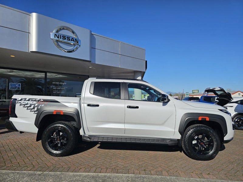 2026 Nissan Navara PRO-4X 4WD/4x4, photo 2