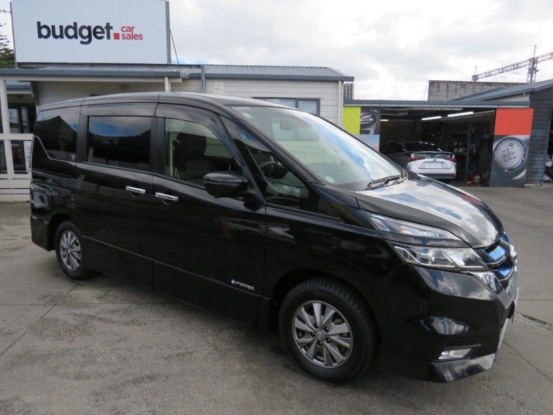 2018 Nissan Serena E-power Highway Star