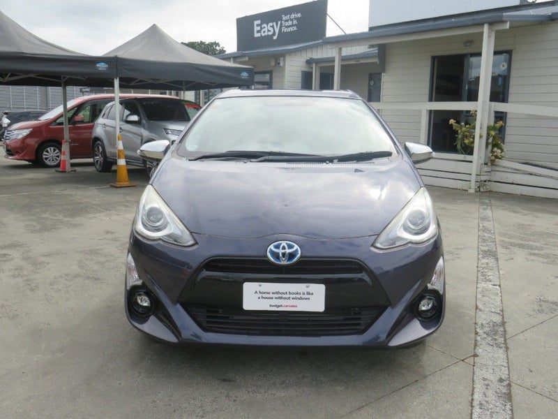 2015 Toyota Aqua Push Button Start, photo 2