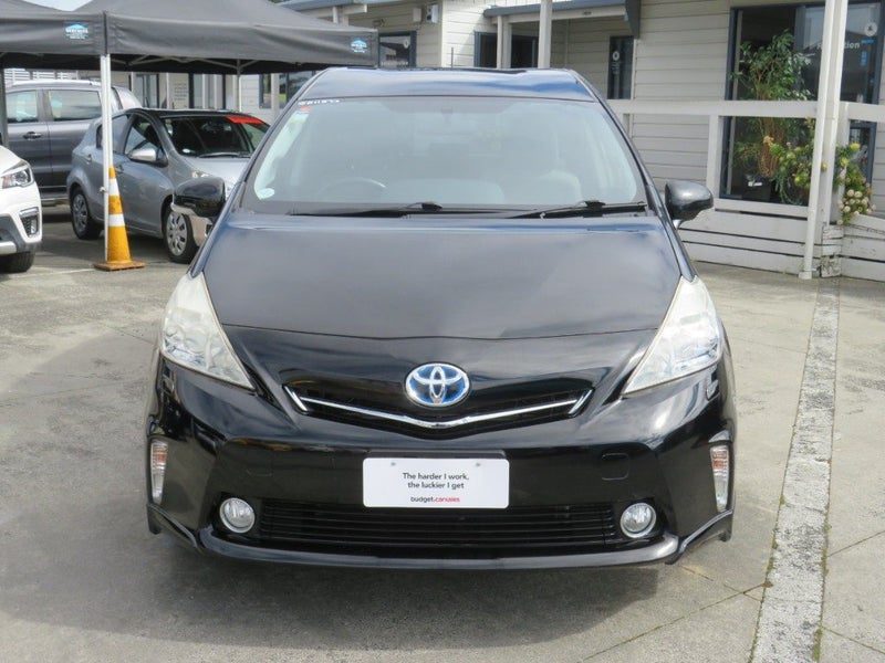 2013 Toyota Prius ALPHA S Hybrid Alloys, photo 2