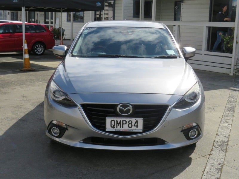 2015 Mazda Axela Sport Hatch, photo 2