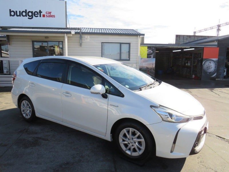 2015 Toyota Prius Alpha Push Button Cruise