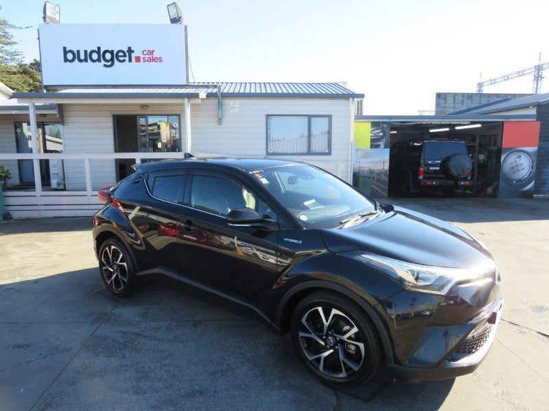 2018 Toyota C-HR G Spec LOW KM's HYBRID, main photo