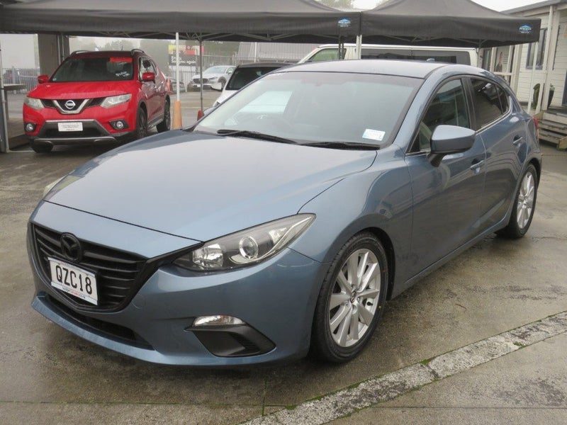 2014 Mazda Axela ALLOYS LOWERED, photo 3