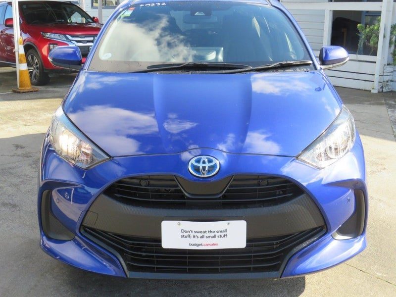 2021 Toyota Yaris HYBRID TSS SAFETY, photo 2