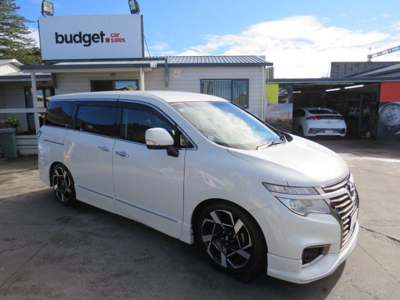 2015 Nissan Elgrand 250 Highway Star
